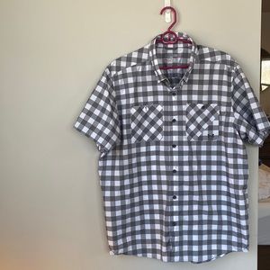 Mens Under Armour short sleeve button up